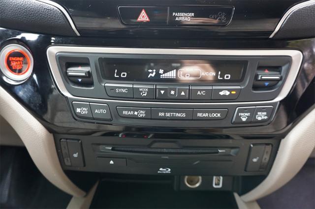 used 2022 Honda Pilot car, priced at $34,500