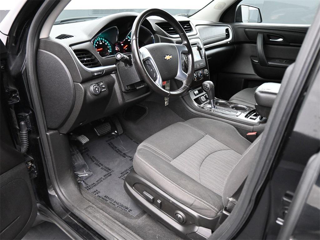 used 2017 Chevrolet Traverse car, priced at $11,500