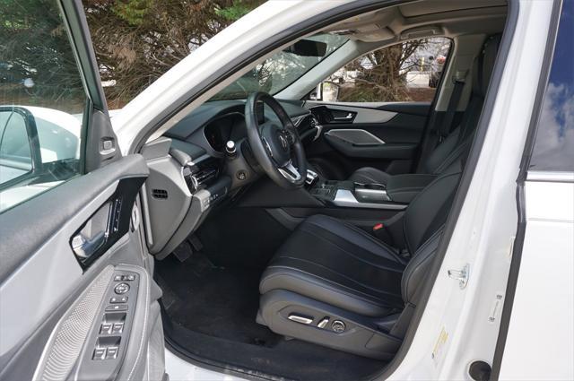 used 2023 Acura MDX car, priced at $43,000