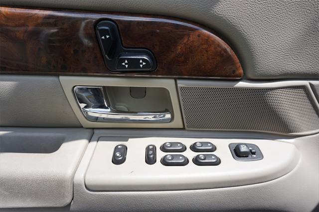 used 2008 Mercury Grand Marquis car, priced at $6,500