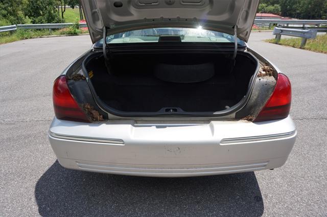 used 2008 Mercury Grand Marquis car, priced at $6,500