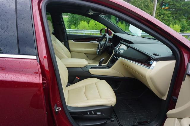 used 2017 Cadillac XT5 car, priced at $18,250