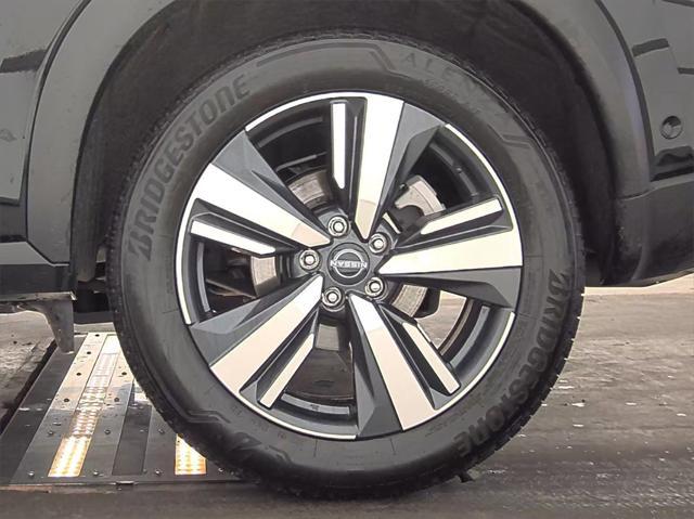 used 2024 Nissan Rogue car