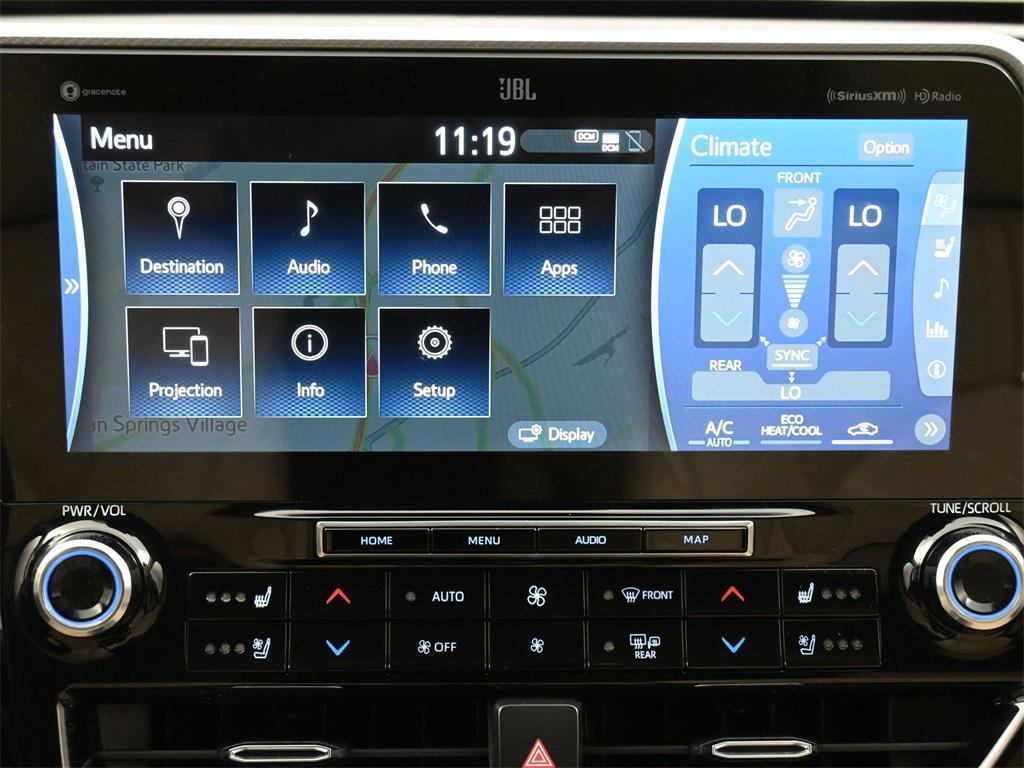 used 2022 Toyota Highlander car, priced at $38,500