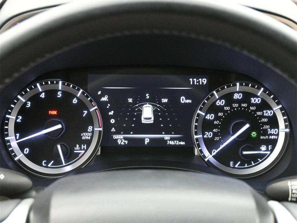 used 2022 Toyota Highlander car, priced at $38,500