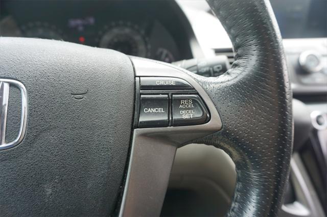 used 2014 Honda Odyssey car, priced at $10,750