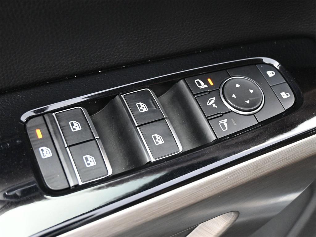 used 2022 Nissan Pathfinder car, priced at $33,750