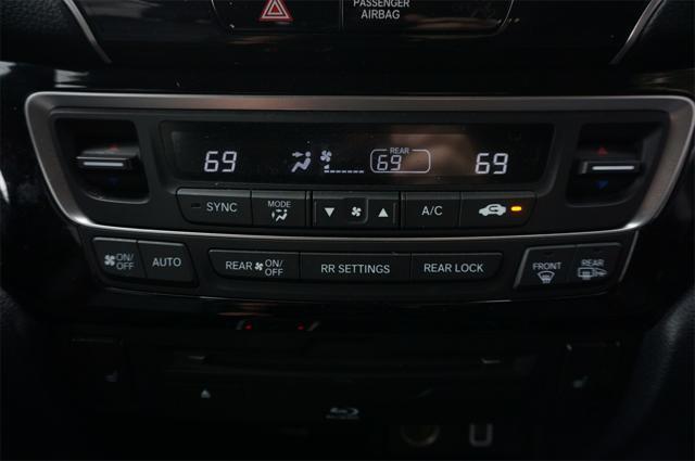 used 2022 Honda Pilot car, priced at $39,000