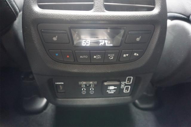 used 2022 Honda Pilot car, priced at $39,000