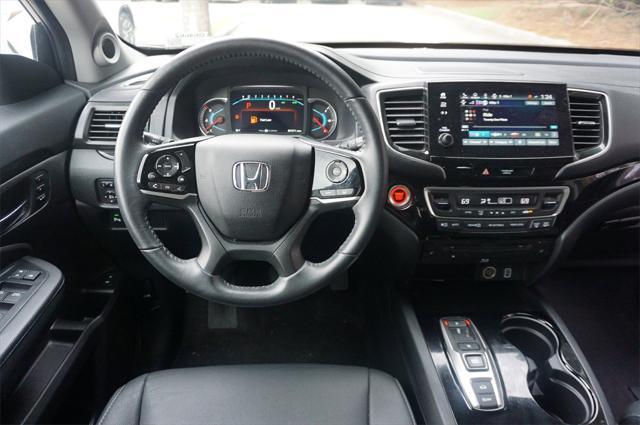 used 2022 Honda Pilot car, priced at $39,000