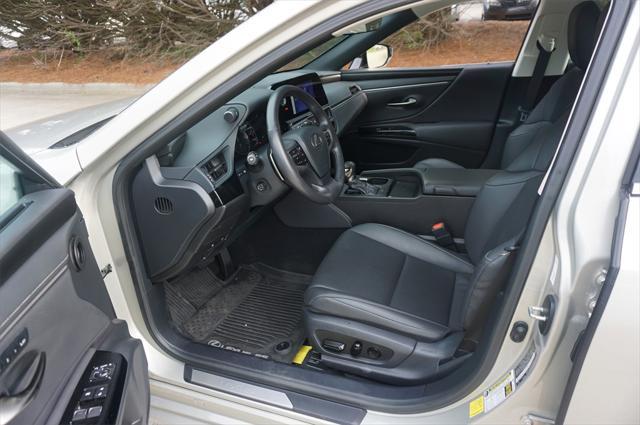 used 2024 Lexus ES 350 car, priced at $43,260