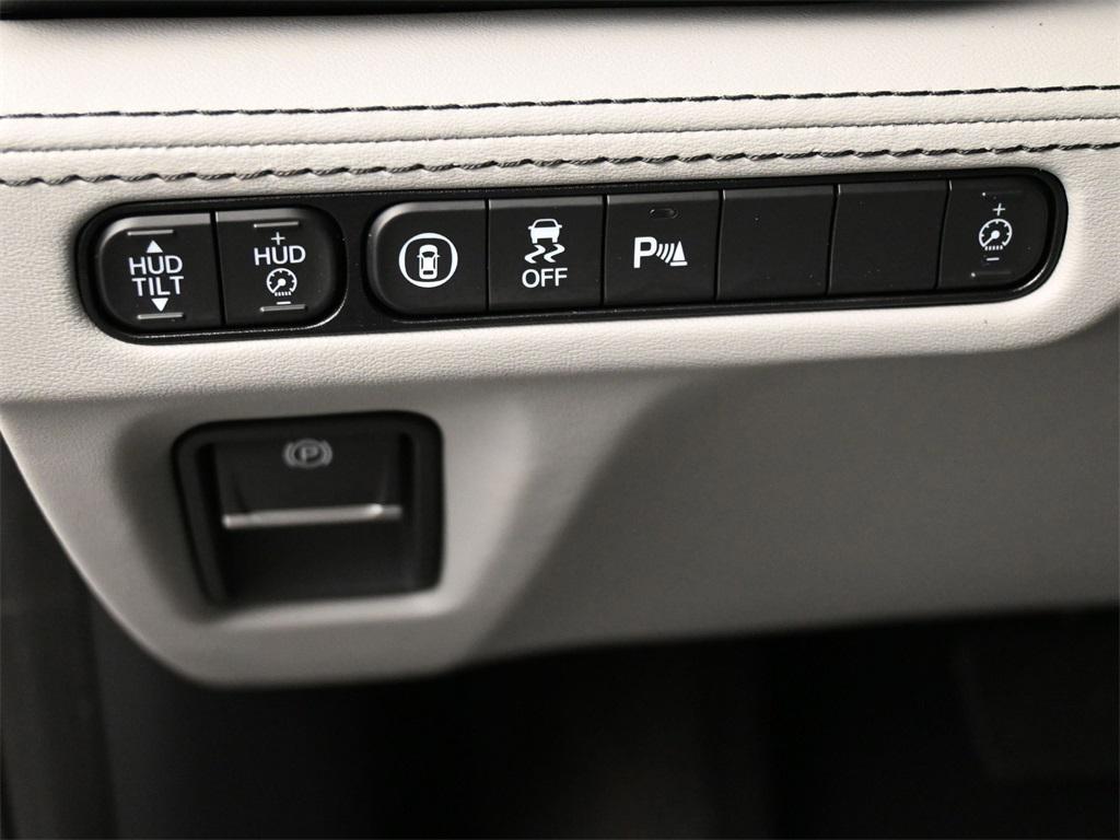 used 2023 Acura MDX car, priced at $41,500