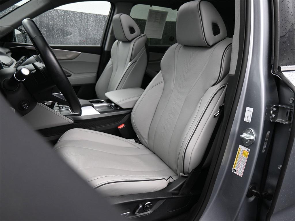 used 2023 Acura MDX car, priced at $41,500