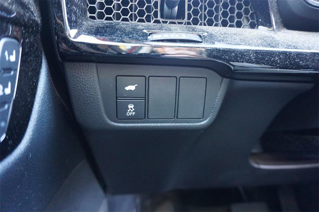 used 2023 Honda CR-V car, priced at $30,750