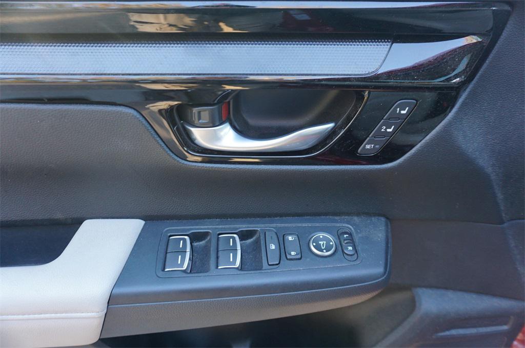 used 2023 Honda CR-V car, priced at $30,750