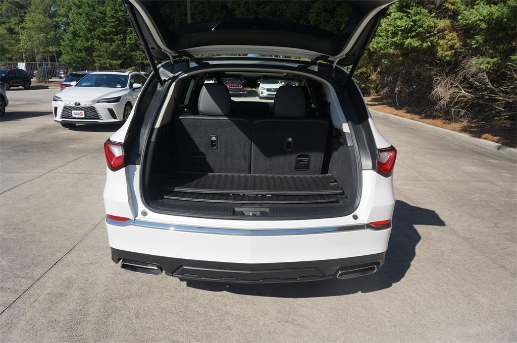 used 2023 Acura MDX car, priced at $39,000