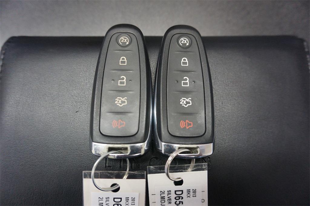 used 2013 Lincoln MKX car, priced at $9,000