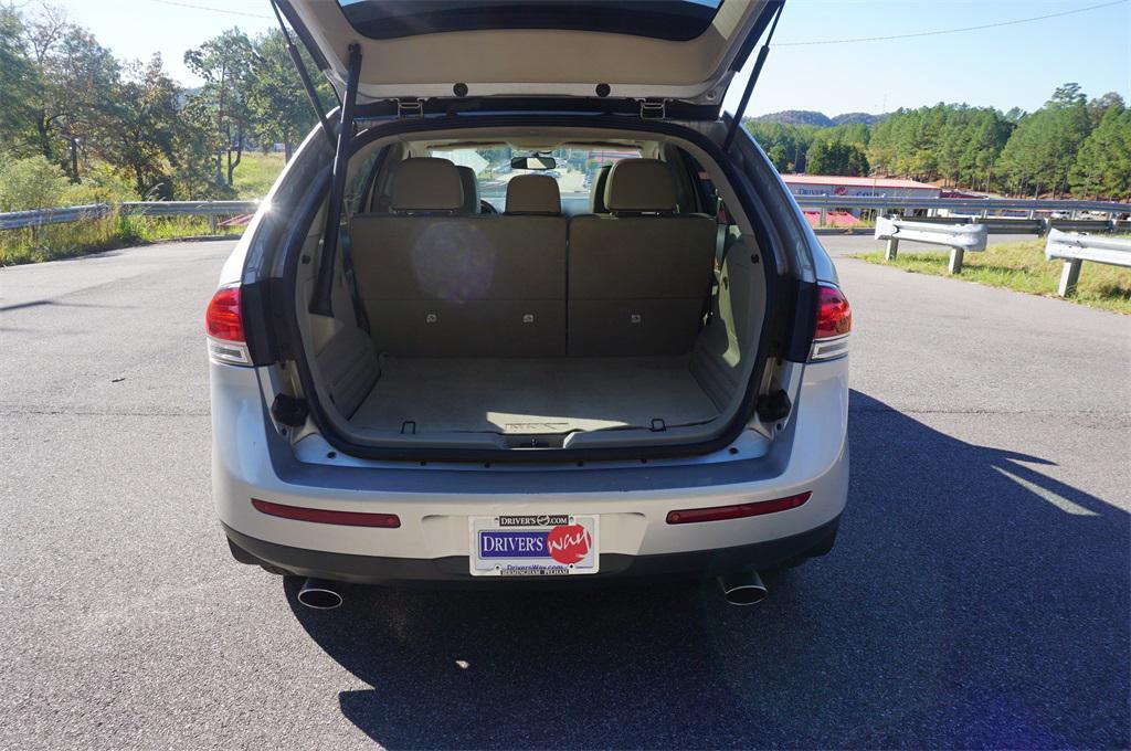 used 2013 Lincoln MKX car, priced at $9,000