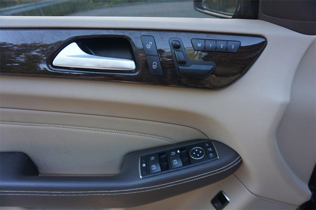 used 2013 Mercedes-Benz M-Class car, priced at $12,000