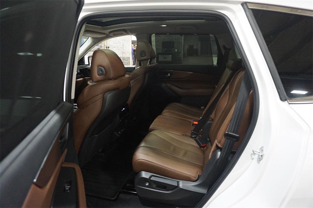 used 2024 Acura MDX car, priced at $45,250