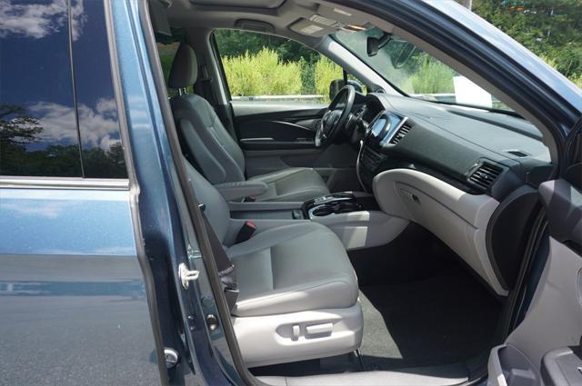 used 2017 Honda Pilot car, priced at $20,000
