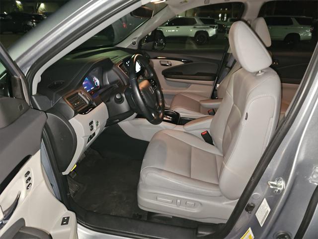 used 2022 Honda Pilot car, priced at $36,997