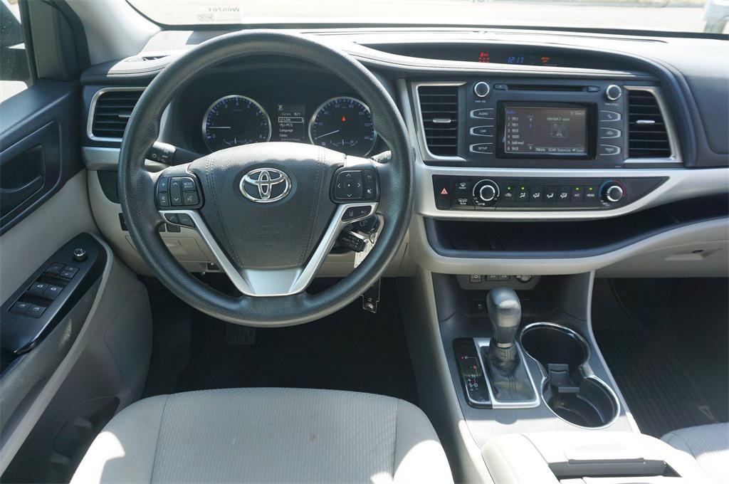 used 2018 Toyota Highlander car, priced at $21,250
