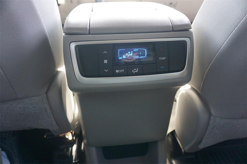 used 2018 Toyota Highlander car, priced at $21,250