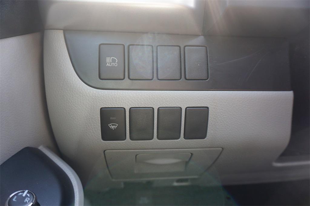 used 2018 Toyota Highlander car, priced at $21,250