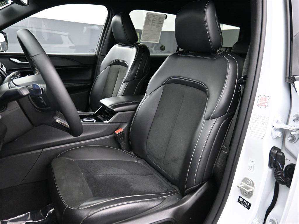 used 2023 Jeep Grand Cherokee L car, priced at $30,250
