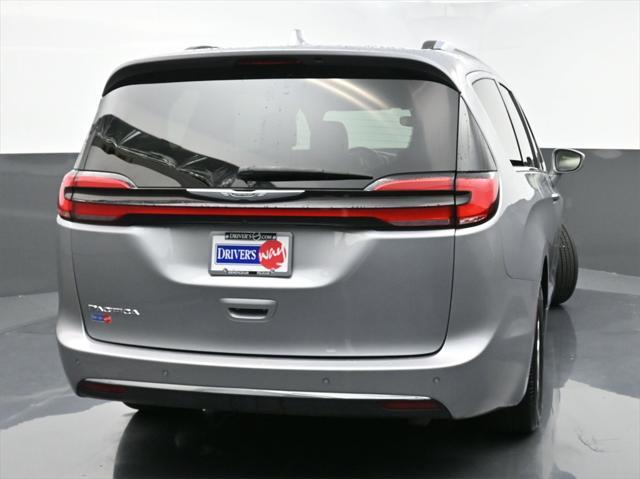 used 2021 Chrysler Pacifica car, priced at $20,997