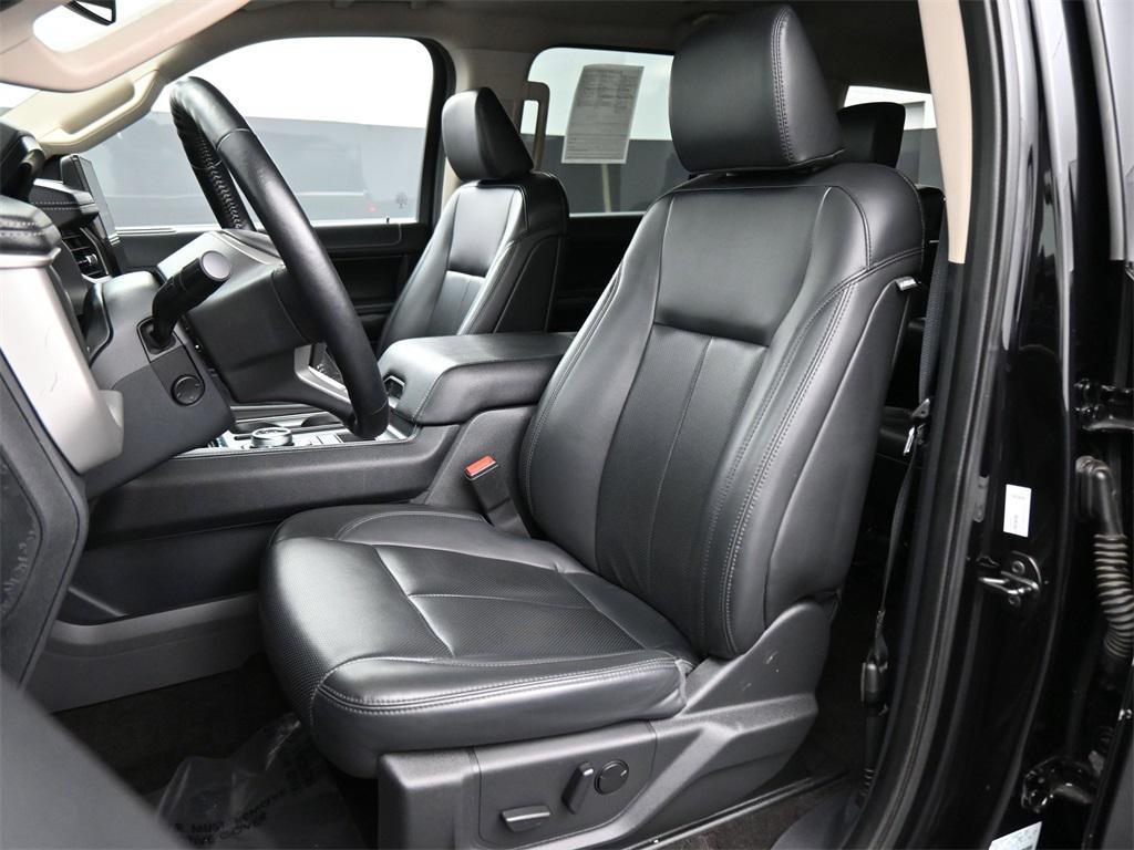 used 2023 Ford Expedition car, priced at $47,500