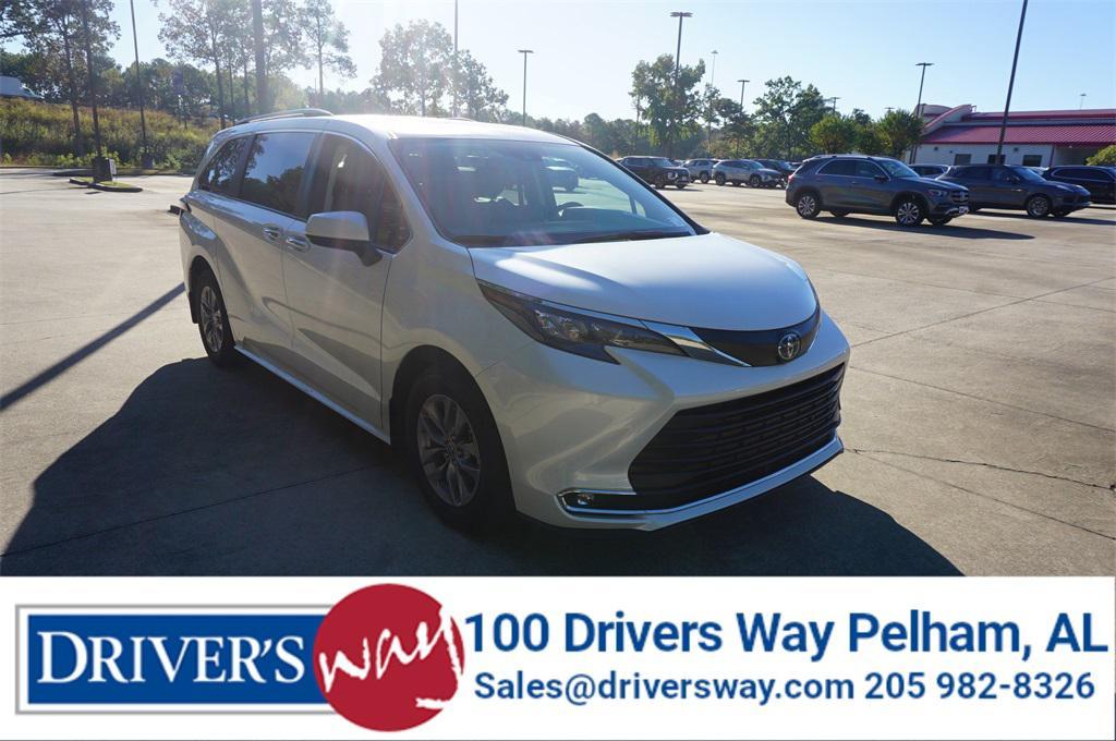 used 2024 Toyota Sienna car, priced at $43,250