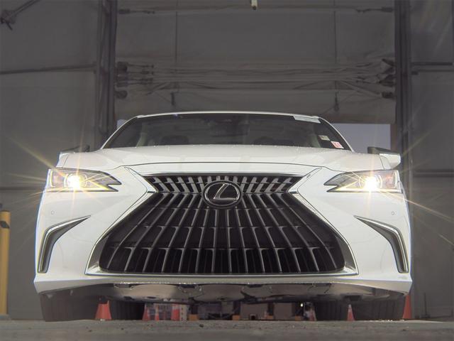 used 2022 Lexus ES 350 car, priced at $38,000