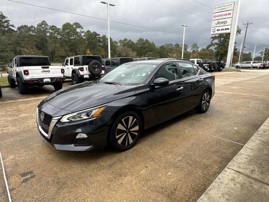 used 2022 Nissan Altima car, priced at $17,998