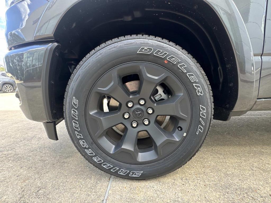 new 2025 Ram 1500 car, priced at $61,155