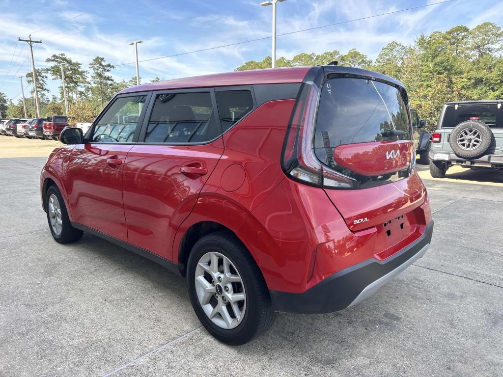 used 2024 Kia Soul car, priced at $16,498