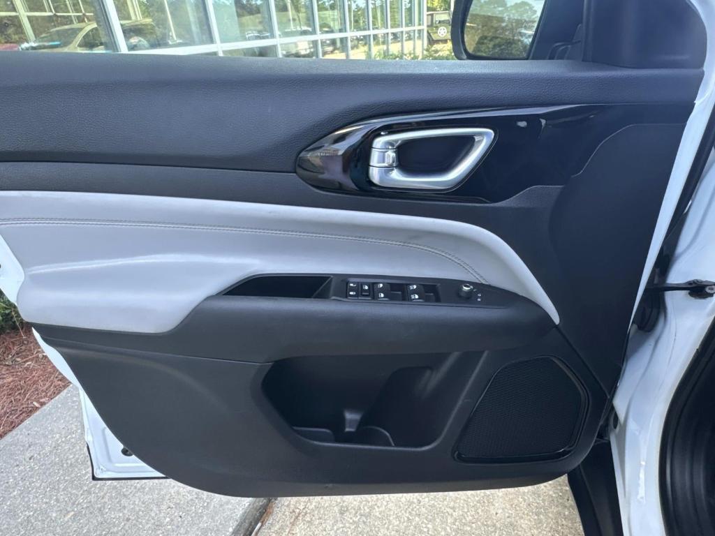 used 2024 Jeep Compass car, priced at $23,998