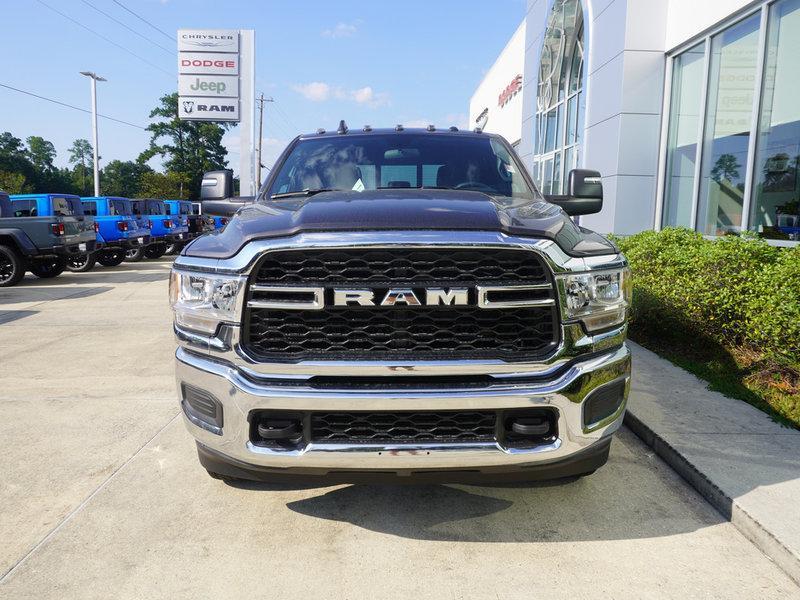 new 2024 Ram 3500 car, priced at $68,155