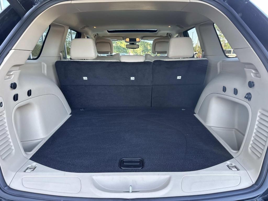 used 2021 Jeep Grand Cherokee car, priced at $20,998