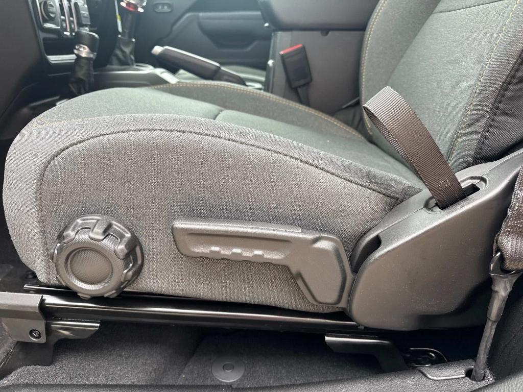 new 2025 Jeep Wrangler car, priced at $33,680