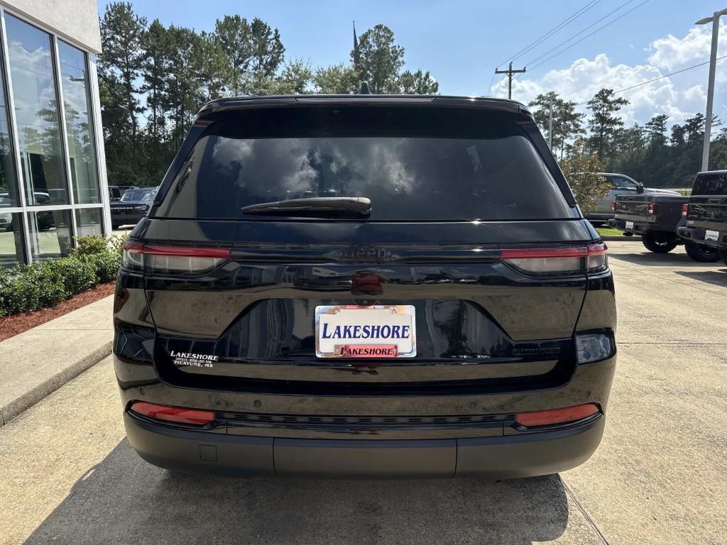 used 2023 Jeep Grand Cherokee car, priced at $28,498