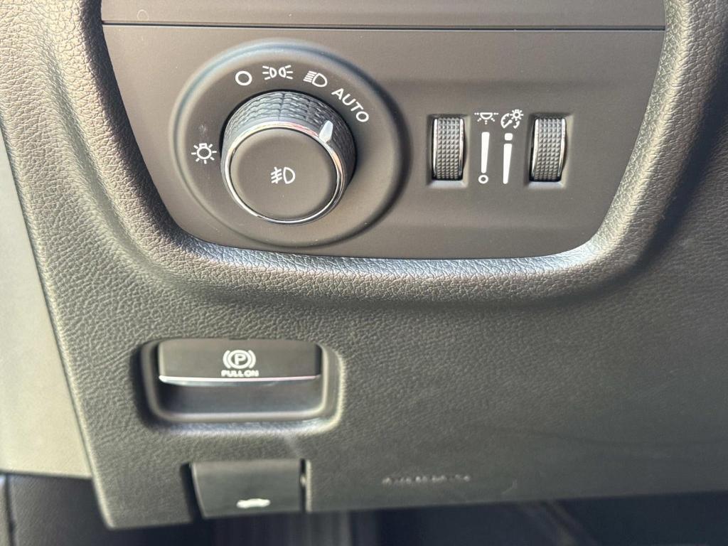 used 2023 Jeep Grand Cherokee car, priced at $28,498