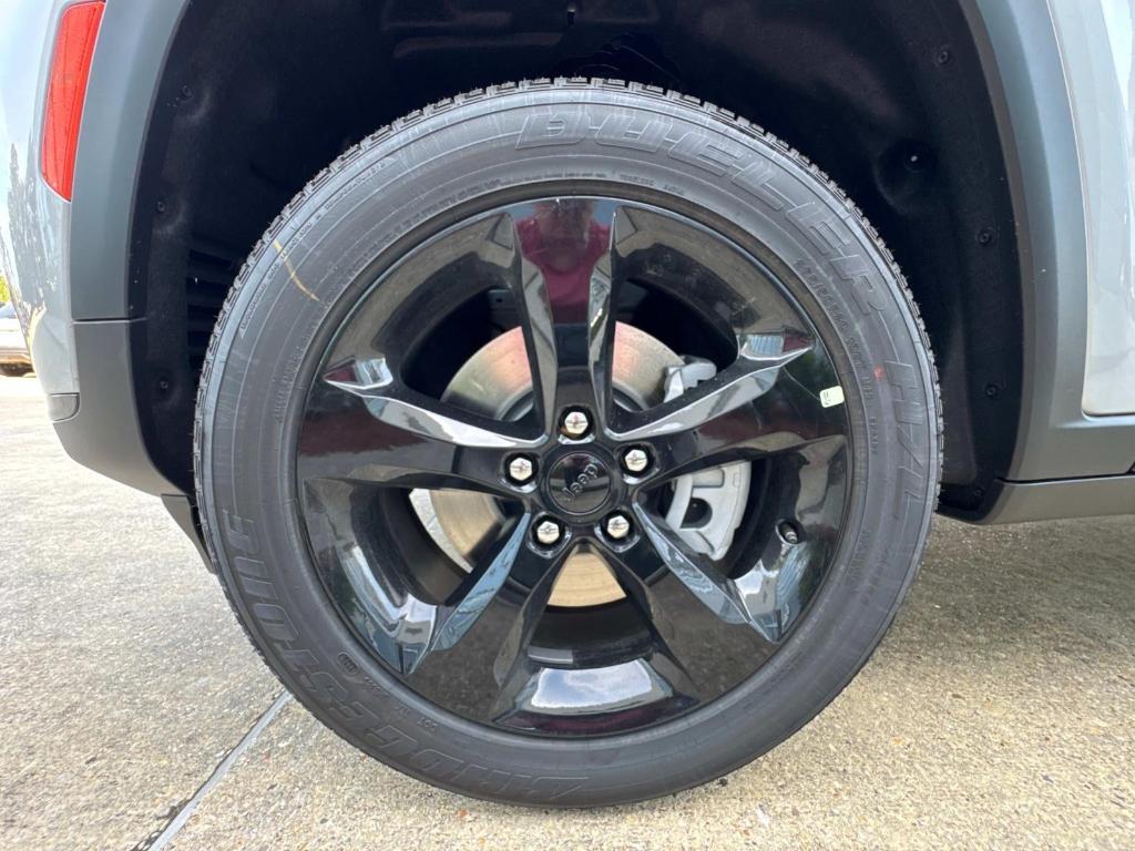 new 2025 Jeep Grand Cherokee L car, priced at $44,875