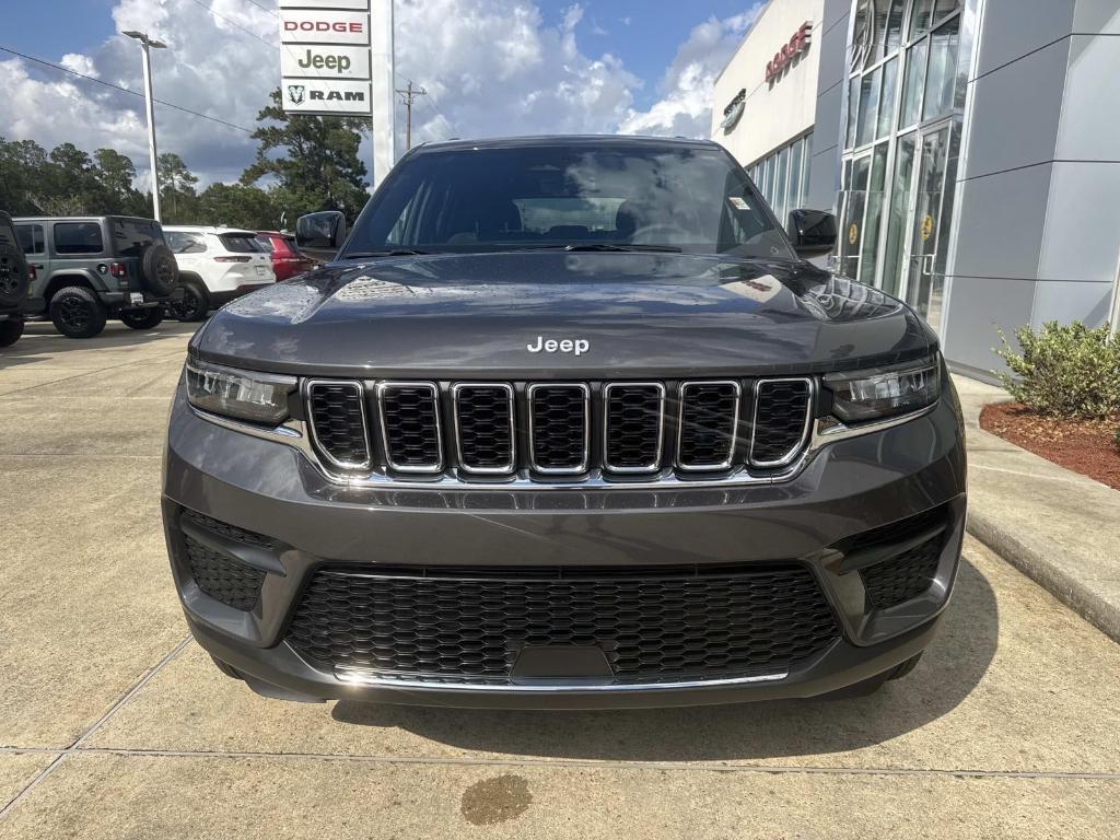 new 2025 Jeep Grand Cherokee car, priced at $38,375