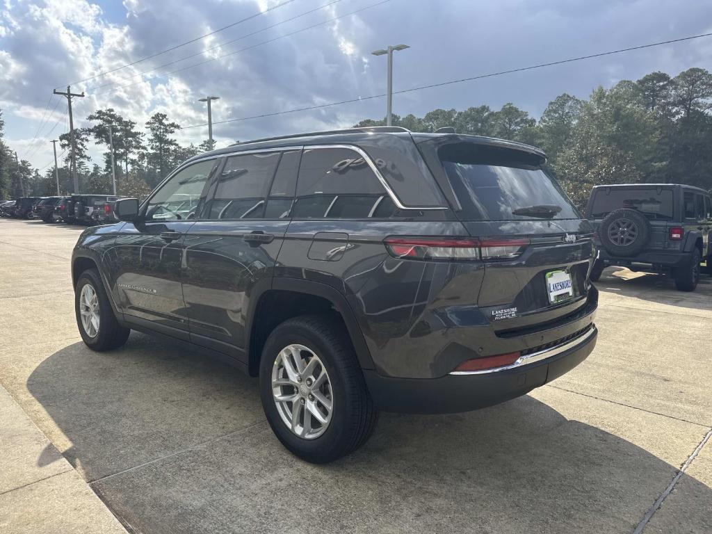 new 2025 Jeep Grand Cherokee car, priced at $38,375