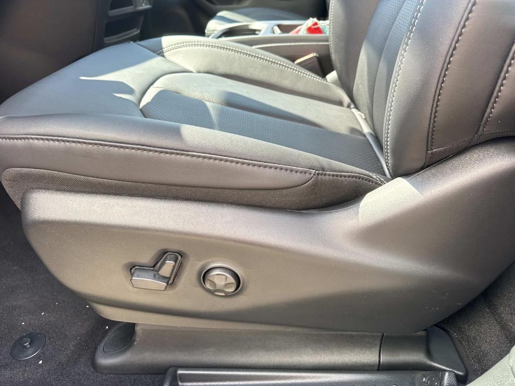new 2026 Chrysler Voyager car, priced at $40,490