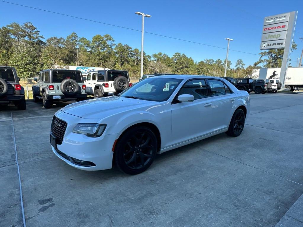 used 2022 Chrysler 300 car, priced at $26,998