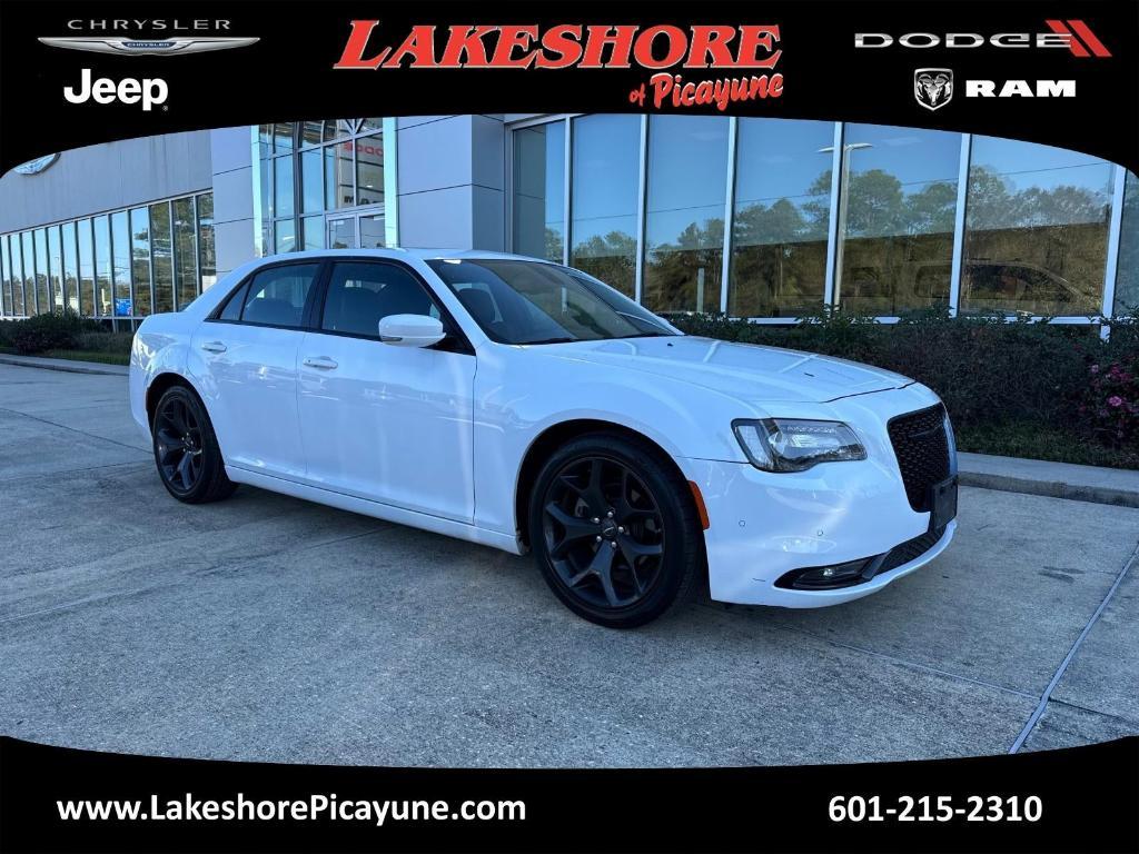 used 2022 Chrysler 300 car, priced at $26,998