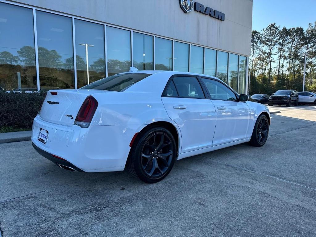 used 2022 Chrysler 300 car, priced at $26,998